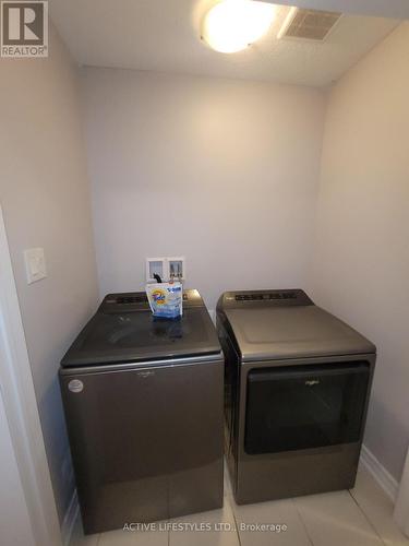 135 Stonebrook Way, Grey Highlands (Markdale), ON - Indoor Photo Showing Laundry Room