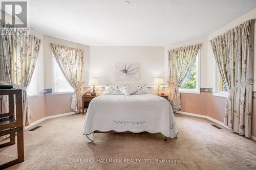 10 Brookbank Court, Brampton, ON - Indoor Photo Showing Bedroom