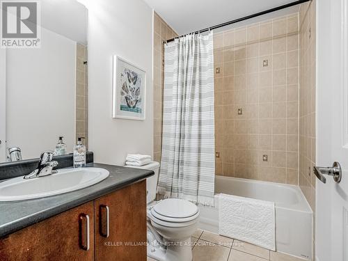 3557 Eglinton Avenue W, Mississauga, ON - Indoor Photo Showing Bathroom