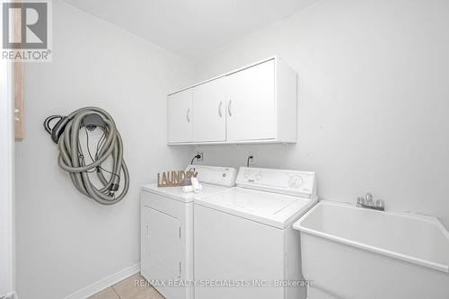3120 Wrigglesworth Crescent, Mississauga, ON - Indoor Photo Showing Laundry Room