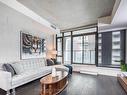 318-111 Bathurst St, Toronto, ON 