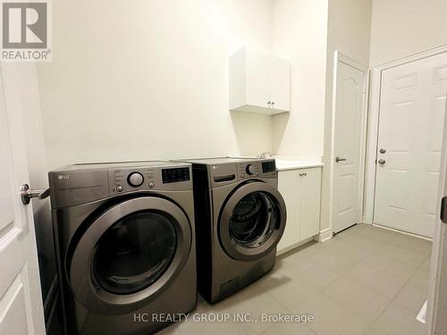 202 Fallharvest Way, Whitchurch-Stouffville, ON - Indoor Photo Showing Laundry Room