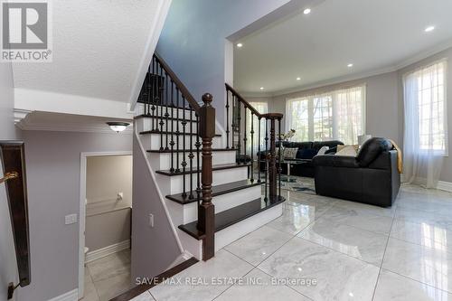 1 Casa Lane, Brampton, ON - Indoor