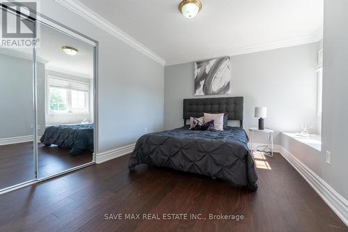 1 Casa Lane, Brampton, ON - Indoor Photo Showing Bedroom