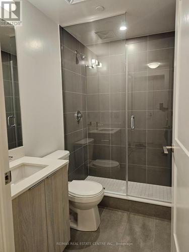 901 - 8 Widmer Street, Toronto, ON - Indoor Photo Showing Bathroom