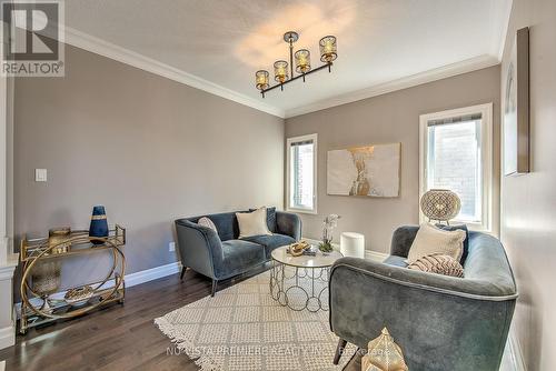 1131 Melsetter Way, London, ON - Indoor Photo Showing Living Room