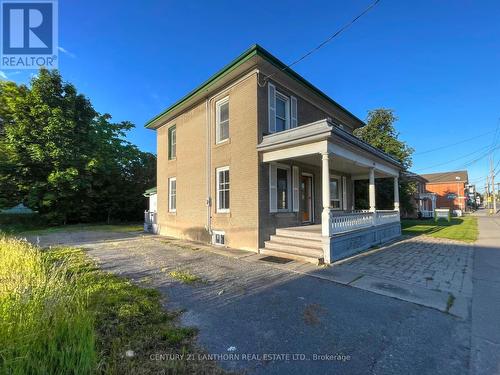 84 Picton Main Street W, Prince Edward County (Picton), ON 