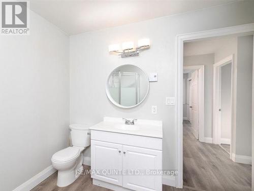 4 - 145 Pinnacle Street, Belleville, ON - Indoor Photo Showing Bathroom