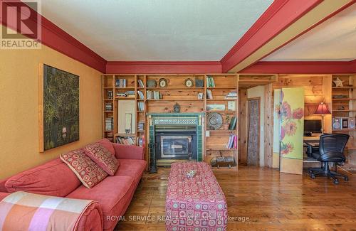 1013 7A Hwy, Kawartha Lakes (Bethany), ON - Indoor Photo Showing Living Room With Fireplace