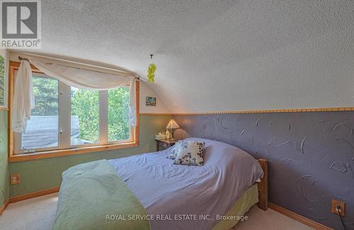 1013 7A Hwy, Kawartha Lakes (Bethany), ON - Indoor Photo Showing Bedroom