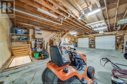 7205 Walker, Tecumseh, ON - Indoor Photo Showing Garage