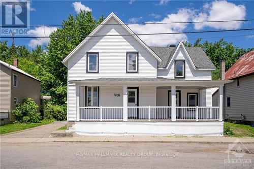 526 Church Street, North Dundas (706 - Winchester), ON - Outdoor With Deck Patio Veranda