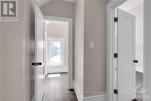 526 Church Street, North Dundas (706 - Winchester), ON - Indoor Photo Showing Other Room