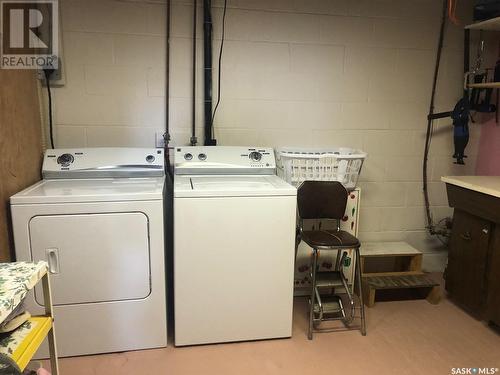 251 Northern Avenue, Canora, SK - Indoor Photo Showing Laundry Room