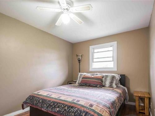45 Gilbert St, Belleville, ON - Indoor Photo Showing Bedroom