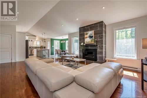 121 Meredith Avenue, Saint John, NB - Indoor Photo Showing Living Room With Fireplace