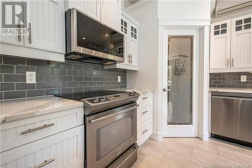 121 Meredith Avenue, Saint John, NB - Indoor Photo Showing Kitchen With Upgraded Kitchen