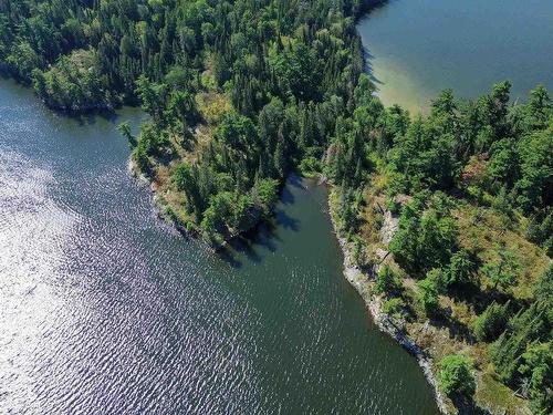 8 Five Point Island, South Of Kenora, ON 