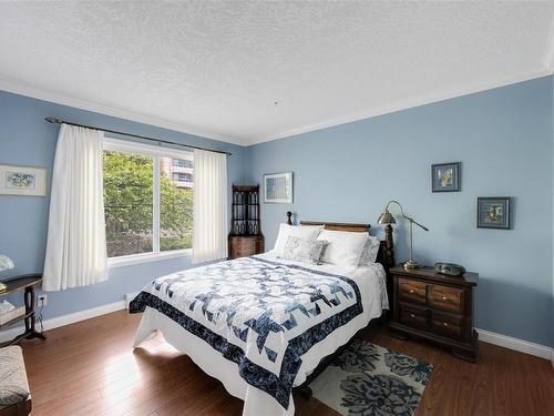 214-405 Quebec St, Victoria, BC - Indoor Photo Showing Bedroom