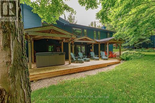 111 Castleview Road, Blue Mountains, ON - Outdoor With Deck Patio Veranda