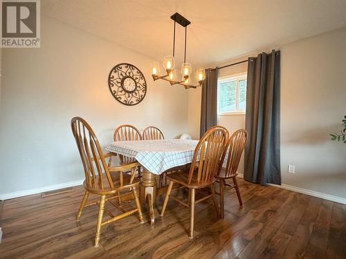 144 Wolverine Avenue, Tumbler Ridge, BC - Indoor Photo Showing Dining Room