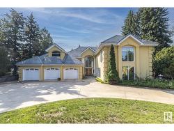 175 QUESNELL CR NW  Edmonton, AB T5R 5P1