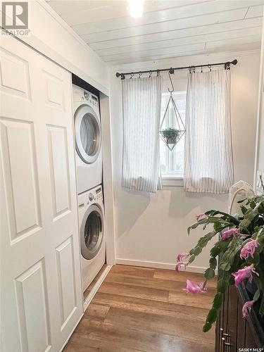 502 2Nd Street W, Meadow Lake, SK - Indoor Photo Showing Laundry Room