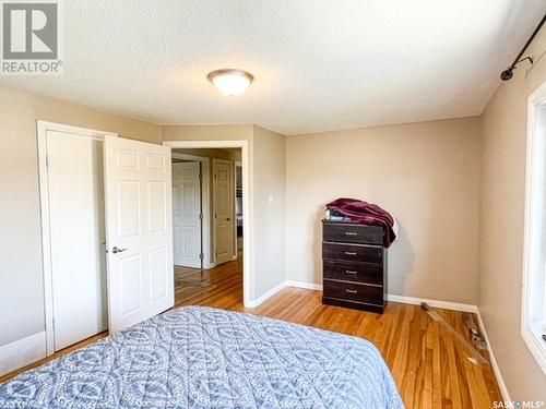 108 Main Street W, Dorintosh, SK - Indoor Photo Showing Bedroom