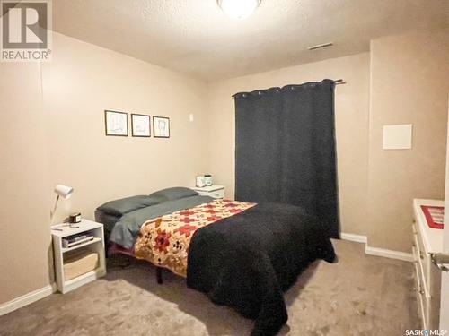 108 Main Street W, Dorintosh, SK - Indoor Photo Showing Bedroom