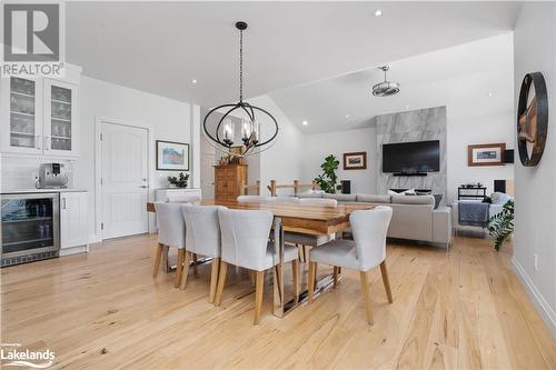 106 Barton Boulevard, Clarksburg, ON - Indoor Photo Showing Dining Room