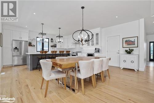 106 Barton Boulevard, Clarksburg, ON - Indoor Photo Showing Dining Room