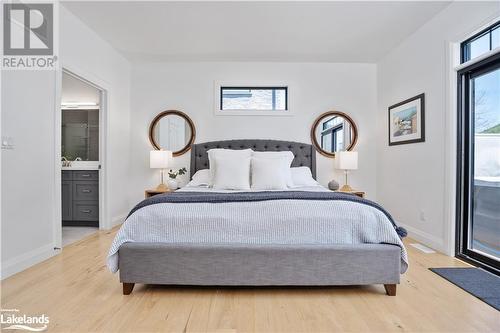 106 Barton Boulevard, Clarksburg, ON - Indoor Photo Showing Bedroom