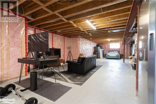 106 Barton Boulevard, Clarksburg, ON - Indoor Photo Showing Basement