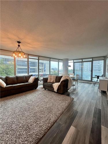 81 Navy Wharf Court|Unit #303, Toronto, ON - Indoor Photo Showing Bedroom