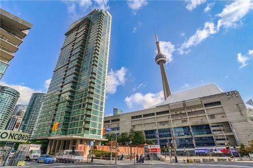 81 Navy Wharf Court|Unit #303, Toronto, ON - Outdoor With Facade