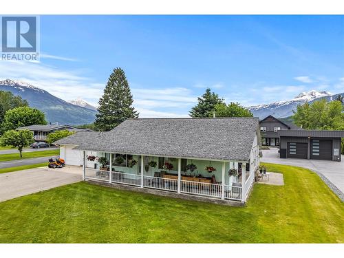 3015 Laforme Boulevard, Revelstoke, BC - Outdoor With Deck Patio Veranda