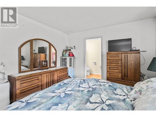 3015 Laforme Boulevard, Revelstoke, BC - Indoor Photo Showing Bedroom