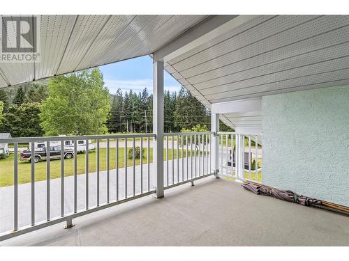 3015 Laforme Boulevard, Revelstoke, BC - Outdoor With Exterior