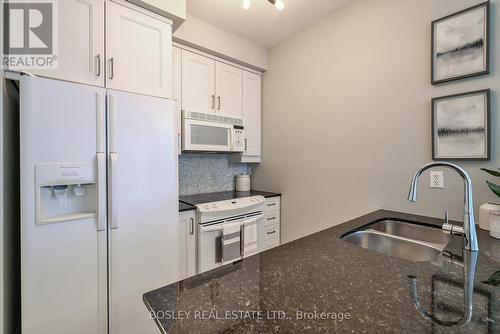 403 - 2087 Lake Shore Boulevard, Toronto, ON - Indoor Photo Showing Kitchen With Double Sink