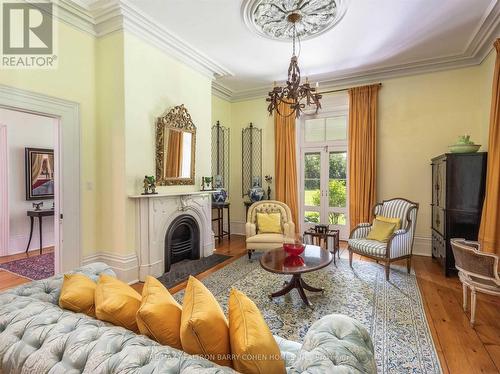 30 Turner Street, Georgina (Historic Lakeshore Communities), ON - Indoor Photo Showing Living Room With Fireplace