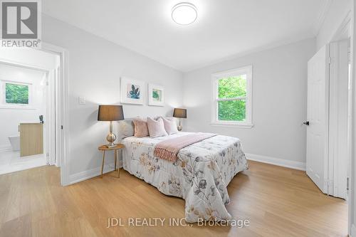 243 Lennox Avenue, Richmond Hill, ON - Indoor Photo Showing Bedroom