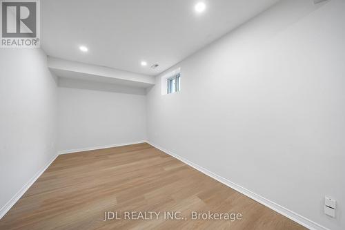 243 Lennox Avenue, Richmond Hill, ON - Indoor Photo Showing Other Room