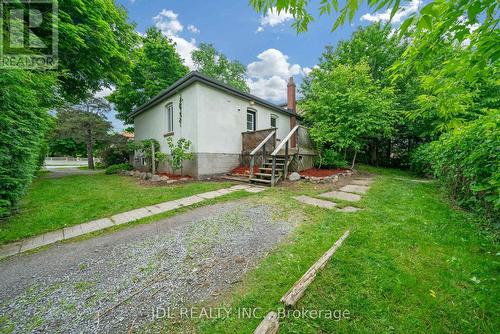 243 Lennox Avenue, Richmond Hill, ON - Outdoor