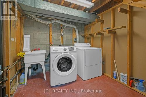243 Lennox Avenue, Richmond Hill, ON - Indoor Photo Showing Laundry Room