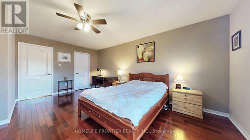 50 Futura Avenue, Richmond Hill, ON - Indoor Photo Showing Bedroom