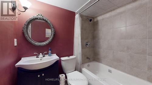 50 Futura Avenue, Richmond Hill, ON - Indoor Photo Showing Bathroom