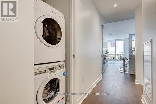 311 - 501 Adelaide Street W, Toronto (Waterfront Communities), ON - Indoor Photo Showing Laundry Room