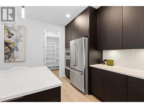 1528 Cabernet Way, West Kelowna, BC - Indoor Photo Showing Kitchen