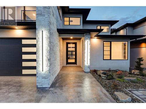 1528 Cabernet Way, West Kelowna, BC - Outdoor With Facade