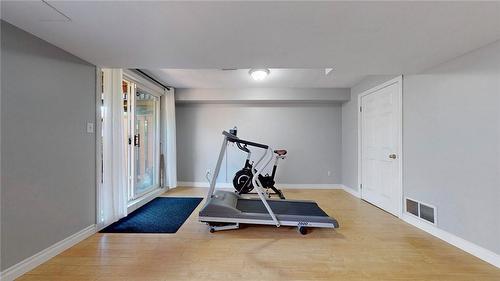 346 Highland Road W|Unit #18, Stoney Creek, ON - Indoor Photo Showing Gym Room